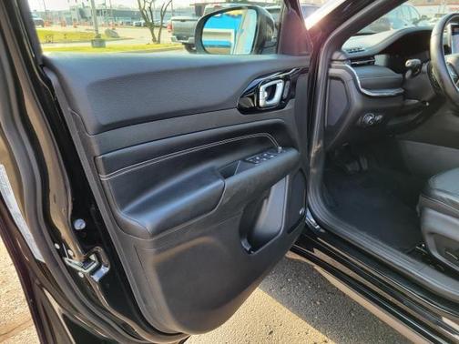 Diamond Black Crystal Pearlcoat 2022 Jeep Compass High Altitude