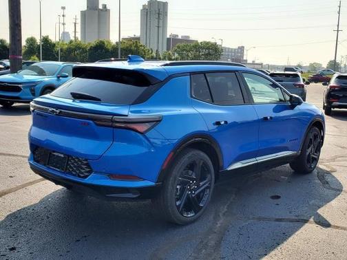 2025 Chevrolet Equinox EV RS