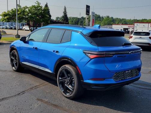 2025 Chevrolet Equinox EV RS