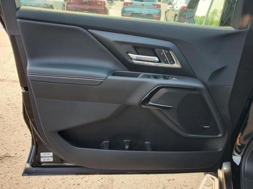 2025 Chevrolet Silverado EV LT