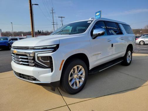 Polar White Tricoat 2026 Chevrolet Suburban Premier