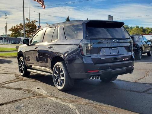 2026 Chevrolet Tahoe 4WD RST