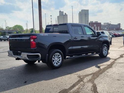 Dark Ash Metallic 2024 Chevrolet Silverado 1500 LT