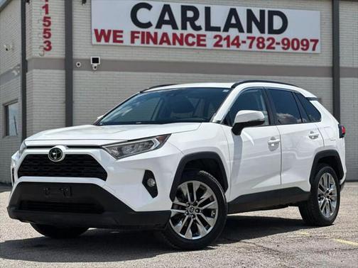 2019 Toyota RAV4 XLE Premium