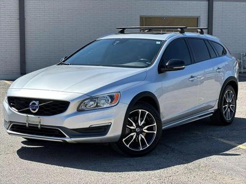 2015 Volvo V60 Cross Country T5