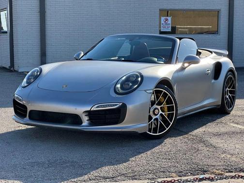 2016 Porsche 911 Turbo S