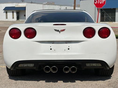 Arctic White 2007 Chevrolet Corvette Base