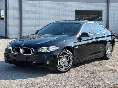 2015 BMW 528 528i Sedan 4D