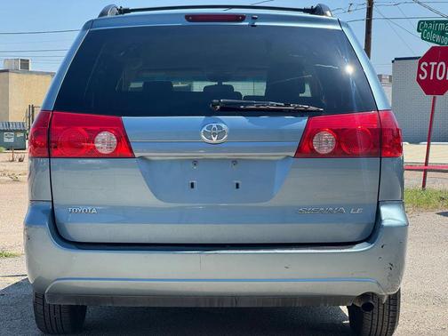 Blue 2008 Toyota Sienna LE