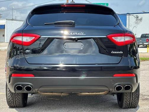 2017 Maserati Levante Base