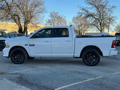 2018 RAM 1500 Night Crew Cab 4x4 5'7' Box