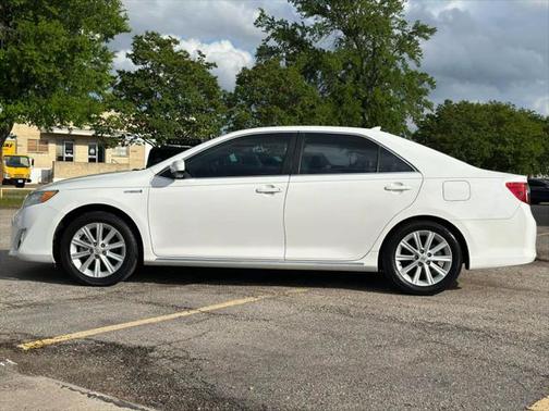 2012 Toyota Camry Hybrid XLE