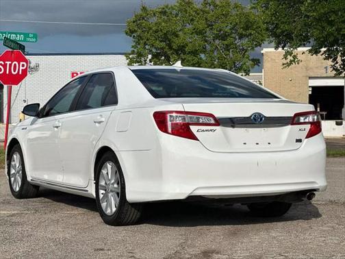 2012 Toyota Camry Hybrid XLE