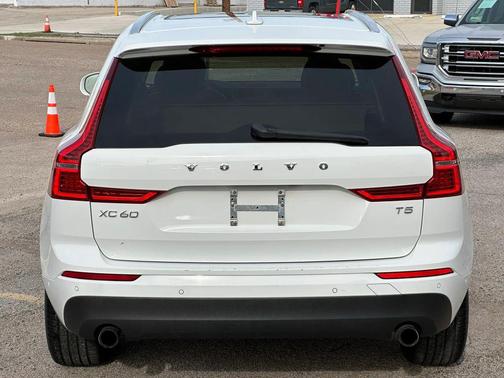 2019 Volvo XC60 T5 Momentum