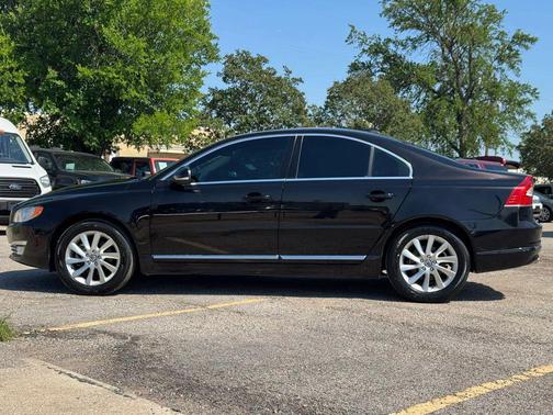Black 2014 Volvo S80 3.2