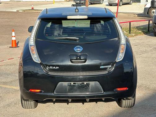 2015 Nissan Leaf SL
