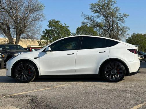 Pearl White Multi-Coat 2021 Tesla Model Y Performance Dual Motor All-Wheel Drive