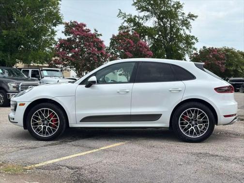 2015 Porsche Macan Turbo