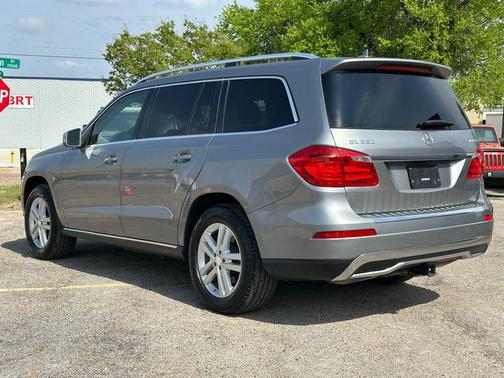 Steel Gray Metallic 2016 Mercedes-Benz GL-Class 4MATIC