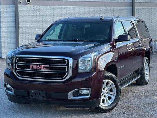 Maroon 2017 GMC Yukon XL SLT