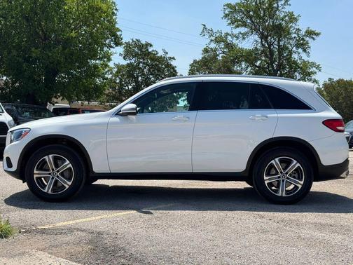 White 2018 Mercedes-Benz GLC 300 Base