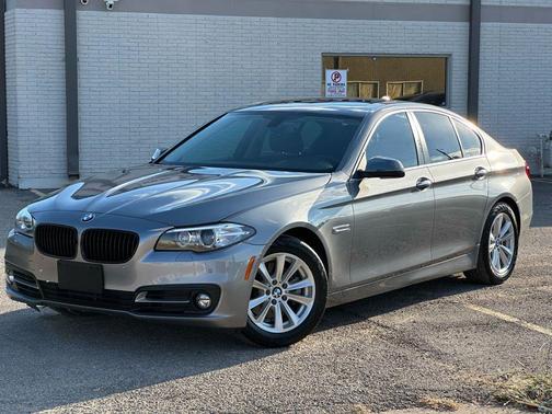 2016 BMW 528 528i Sedan 4D