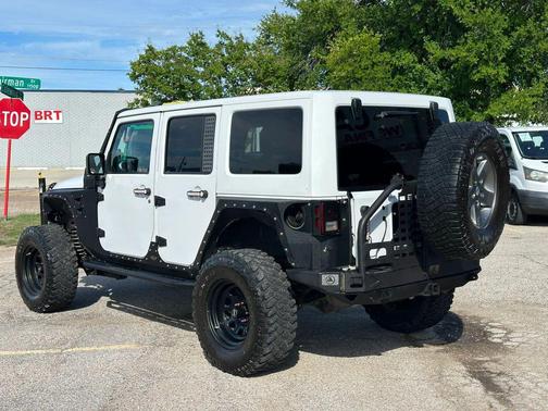 Bright White Clearcoat 2013 Jeep Wrangler Unlimited Rubicon