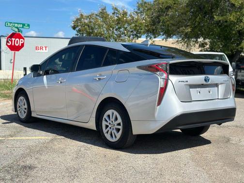 2016 Toyota Prius Two