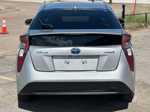 2016 Toyota Prius Two