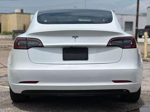 2020 Tesla Model 3 Standard Range