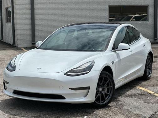 2020 Tesla Model 3 Standard Range