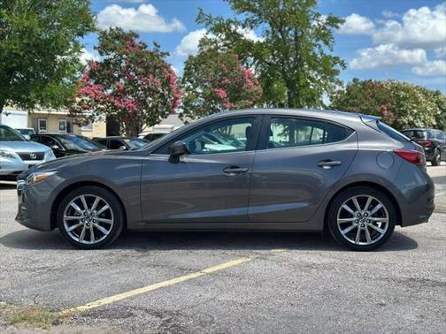 2018 Mazda Mazda3 Touring