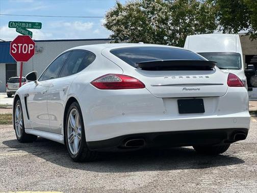 2012 Porsche Panamera 4