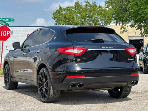 2017 Maserati Levante Base