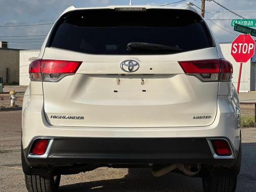 Blizzard Pearl 2019 Toyota Highlander Limited
