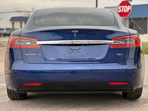2018 Tesla Model S 75D
