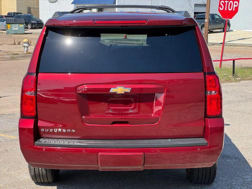 Siren Red Tintcoat 2016 Chevrolet Suburban LT