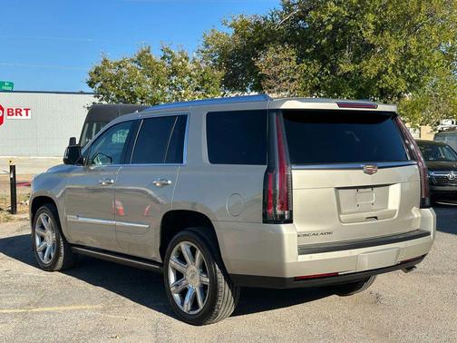 2015 Cadillac Escalade Premium