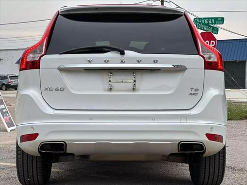 2015 Volvo XC60 T6 Platinum