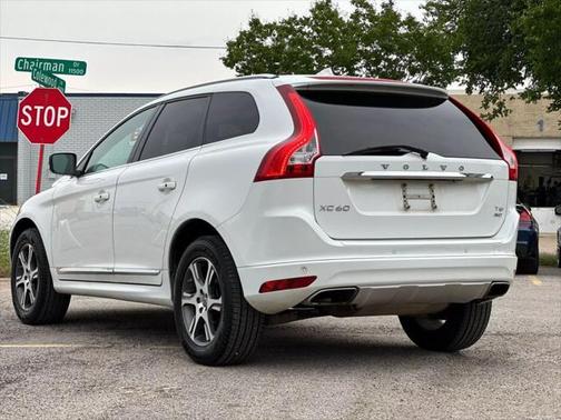 2015 Volvo XC60 T6 Platinum