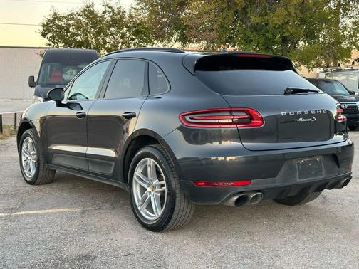 2017 Porsche Macan S