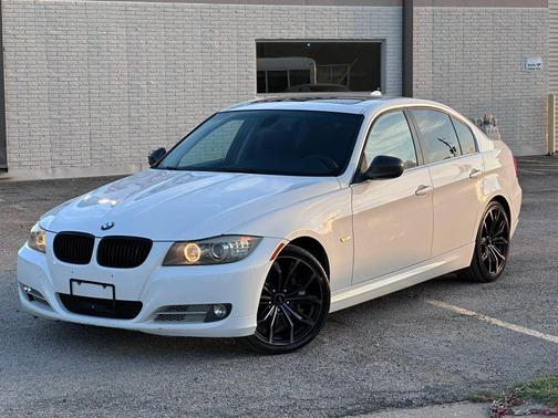 Alpine White 2011 BMW 335 335d Sedan 4D