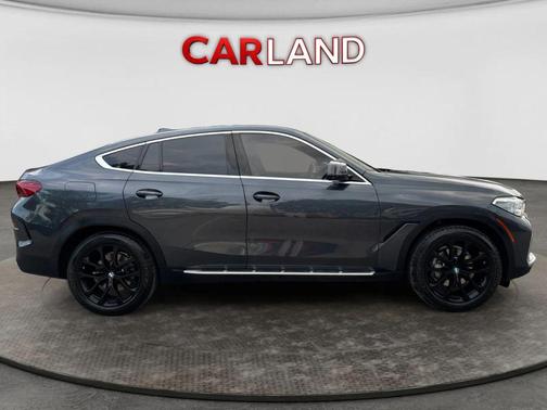 Gray 2020 BMW X6 sDrive40i