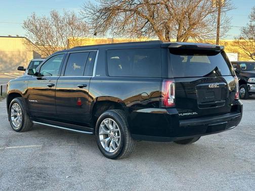 2018 GMC Yukon XL SLT