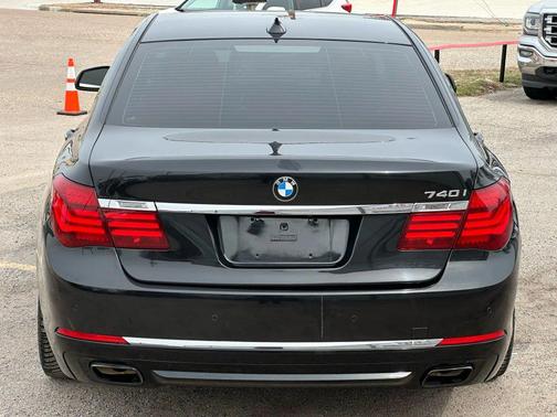 2015 BMW 740 740i Sedan 4D