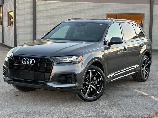2020 Audi Q7 55 Premium Plus