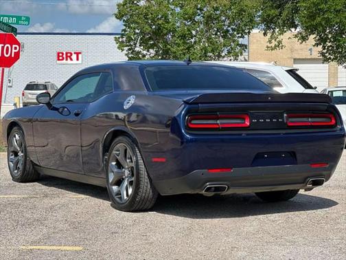 2016 Dodge Challenger SXT