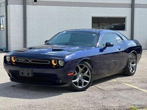2016 Dodge Challenger SXT