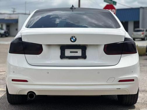 2017 BMW 320 i