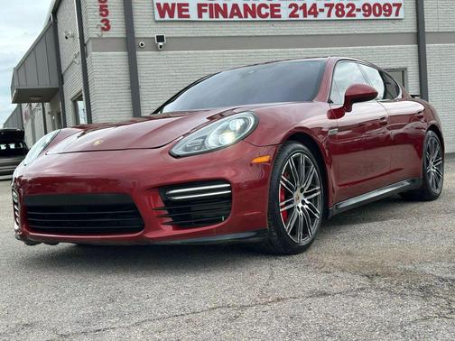 2014 Porsche Panamera GTS